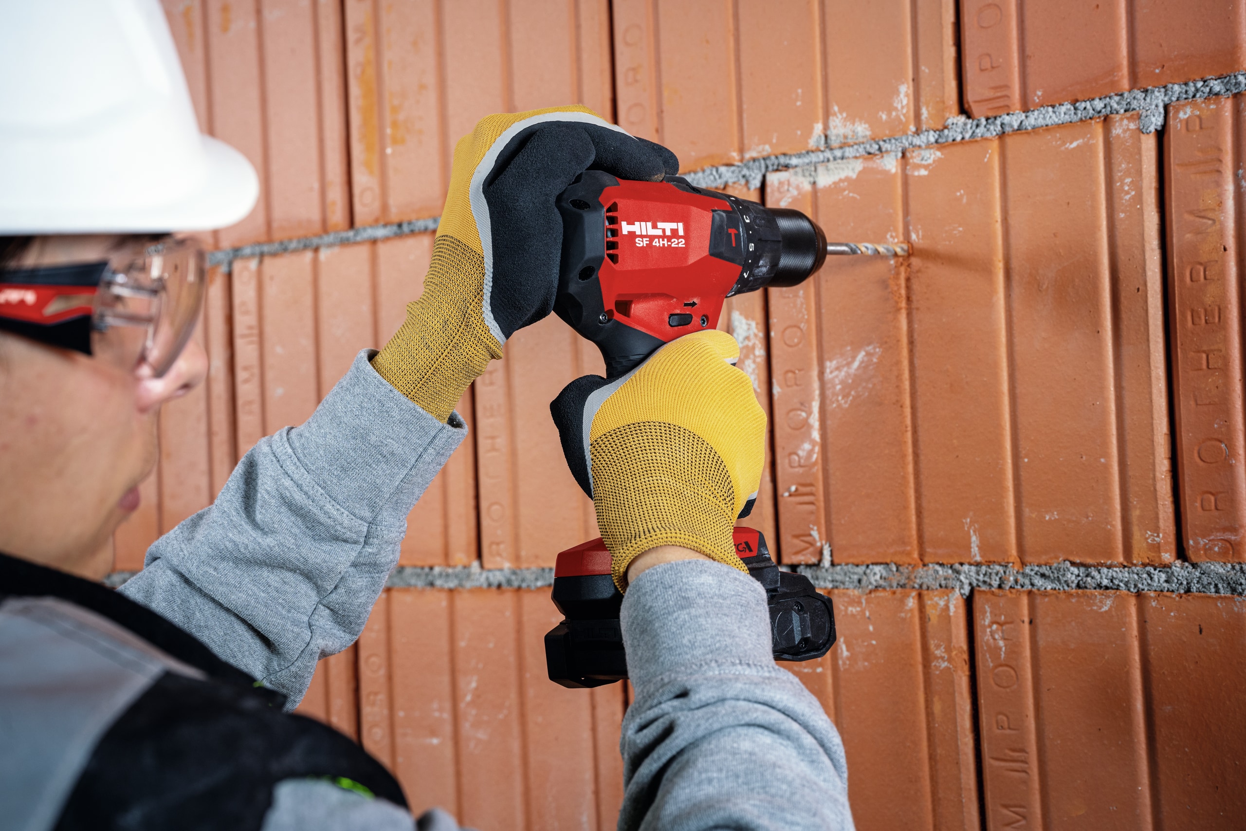 Aparafusadoras perfuradoras a bateria - Hilti Portugal