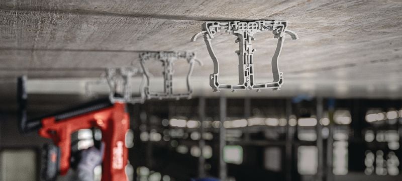 Pega para cabos X-ECH MX (02) Abraçadeira para cabos de plástico otimizada para pregos em fita e compatível com uma grande variedade de métodos de fixação e materiais base Aplicações 1