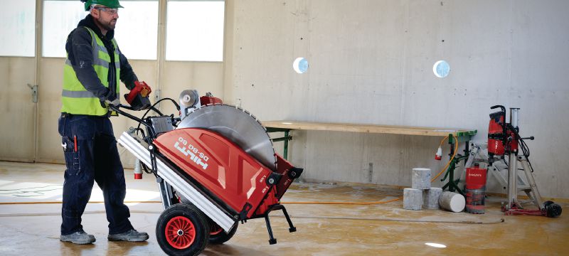 Disco para serra de corte SPX LCS Equidist - Silencioso (60H: para Hilti e Husqvarna®) Disco de serra de corte de parede ultimate (5-10 kW) para cortar a grande velocidade, uma vida útil mais longa e reduzir o ruído (eixo de 60H serve nas serras de corte de parede Hilti e Husqvarna®) Aplicações 1