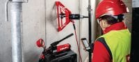 Serviços de testagem de ancoragens no local Testes in situ à resistência e à carga de ensaio para ancoragens e varões para betão armado instalados à posteriori Aplicações 1