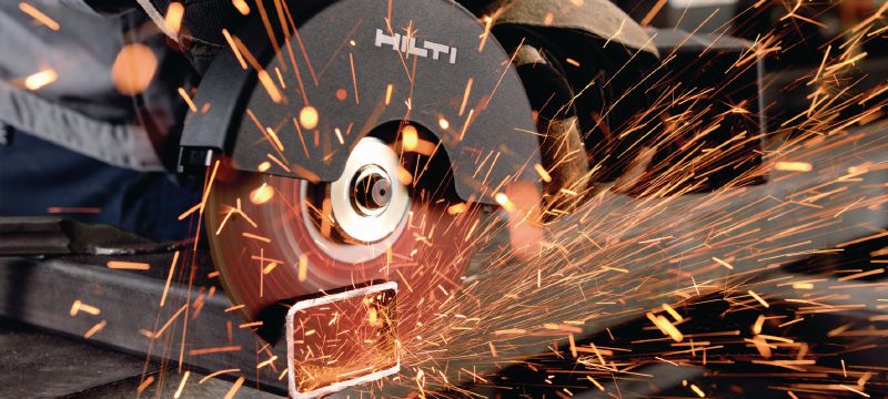 Disco de corte SPX O mais recente disco de corte abrasivo para metais, oferecendo uma vida útil extra longa e velocidade de corte bastante elevada Aplicações 1